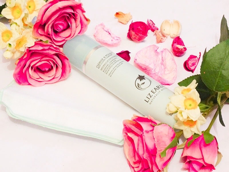 review liz earle cleanse and polish hot cloth cleanser 01
